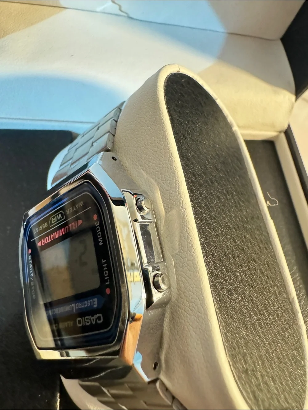 Casio A168WA-1 Mens Classic Digital Bracelet Watch
